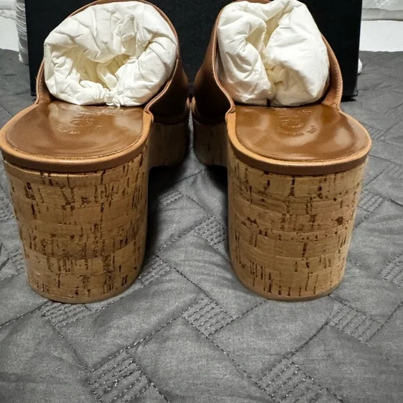 Chanel Clog - Picture 6 of 9